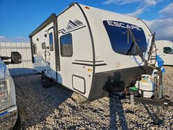 Camiones salvage sin ofertas aún a la venta en subasta: 2021 Kz Rv Escape