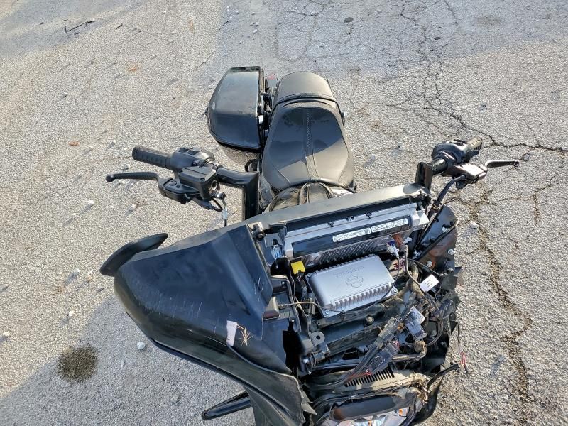 2025 Harley-Davidson Flhx