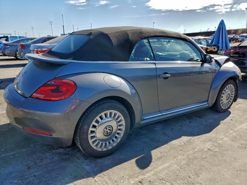 2013 Volkswagen Beetle