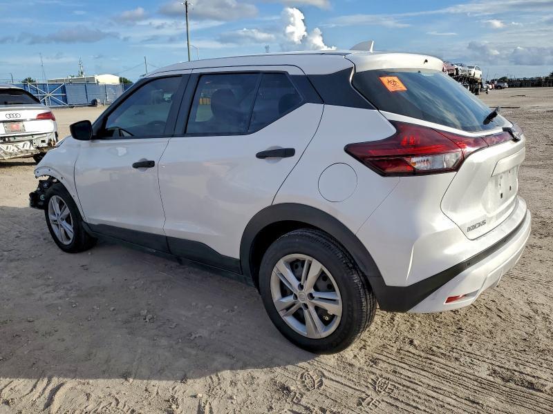 2023 Nissan Kicks s