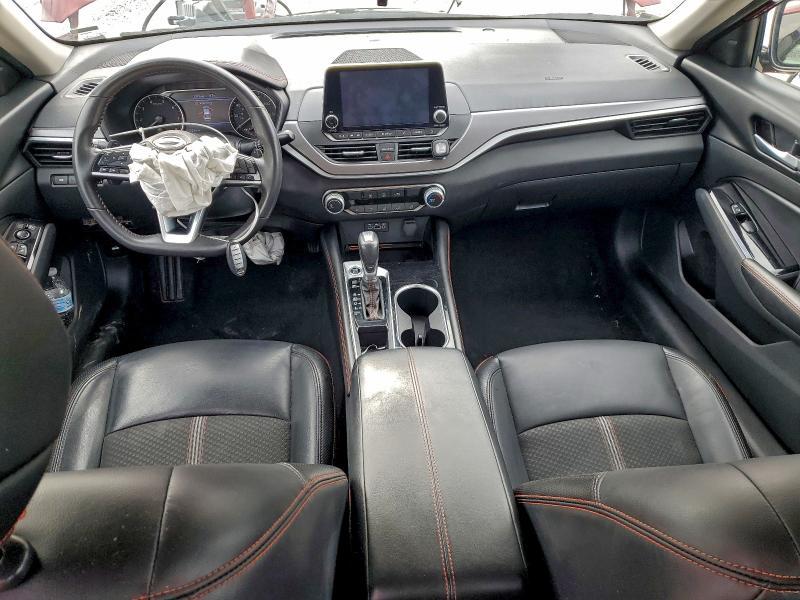 2024 Nissan Altima sr