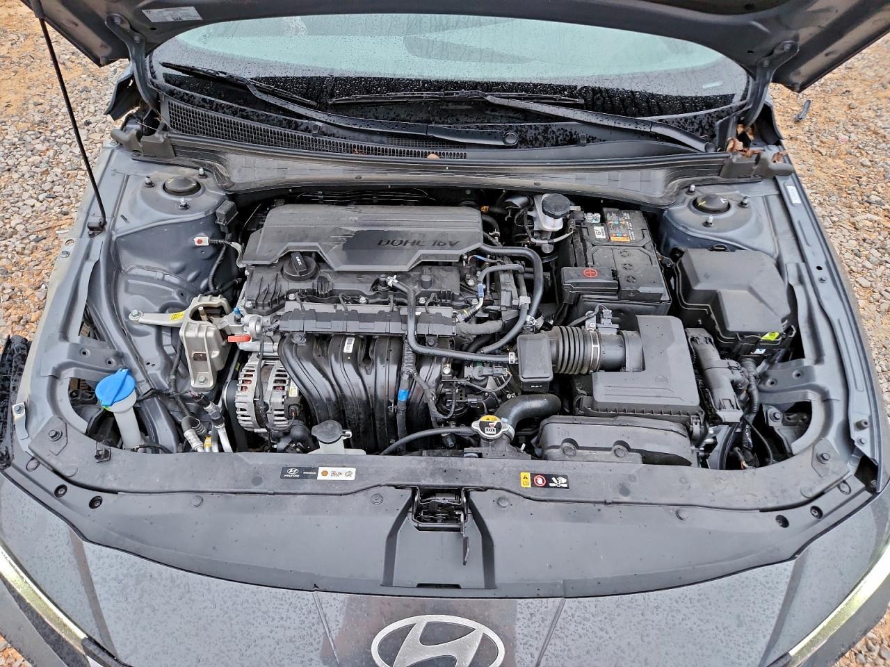 2024 Hyundai Elantra se