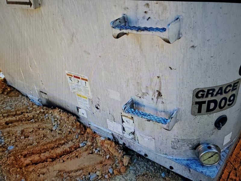 2015 East Manufacturing End Dump Trailer