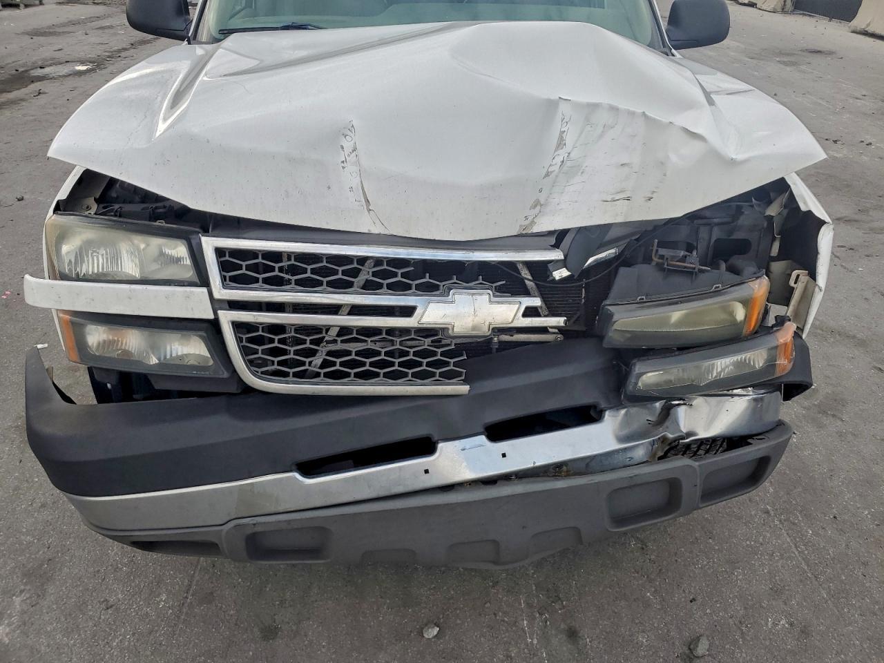 2005 Chevrolet Silverado C2500 Heavy Duty