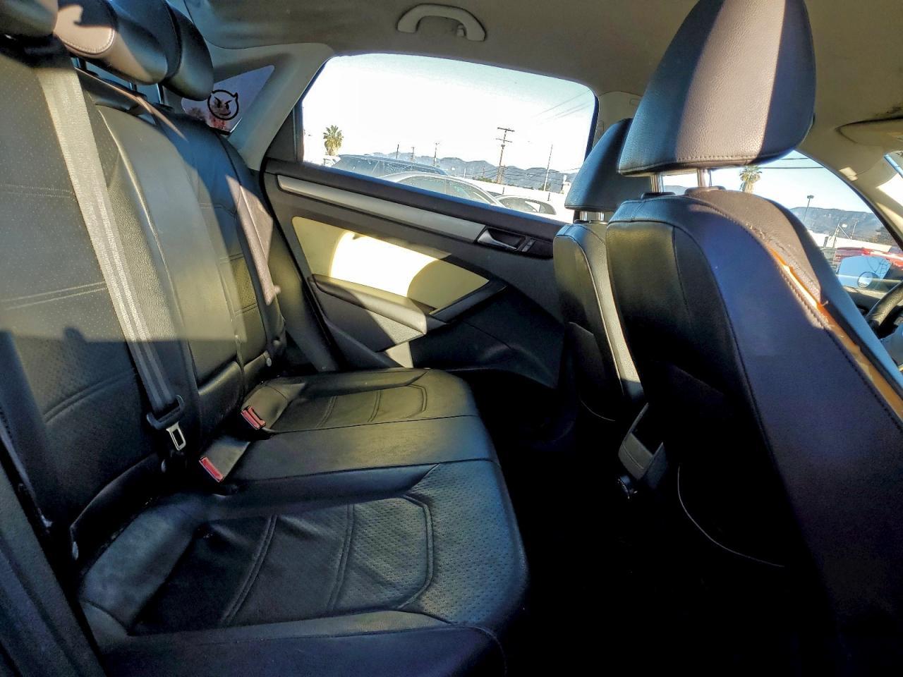 2014 Volkswagen Passat s