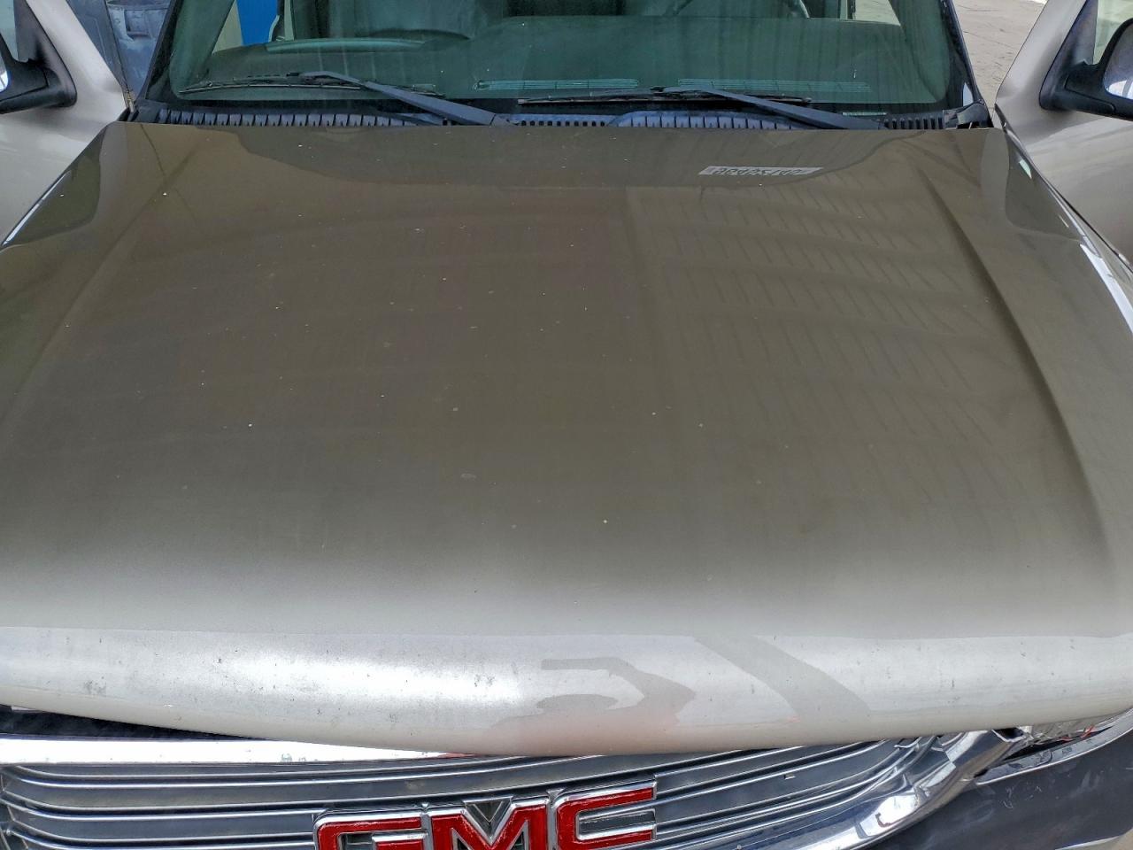 2002 GMC New Sierra C3500