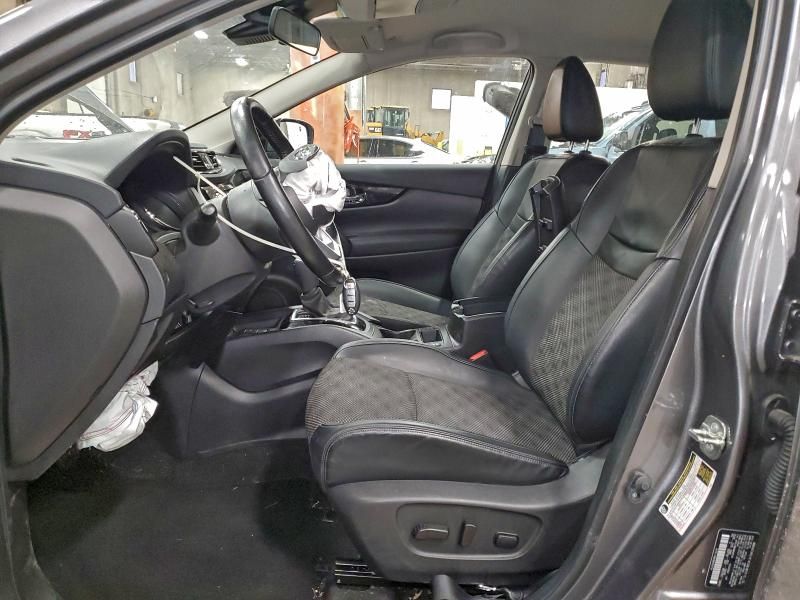 2022 Nissan Rogue Sport sv