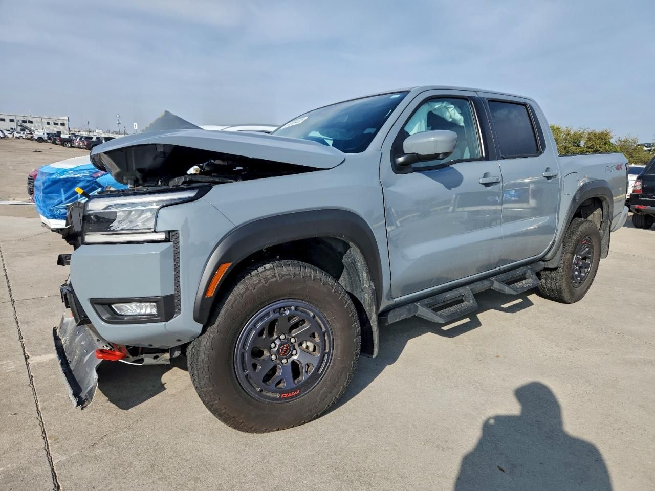 2025 Nissan Frontier s