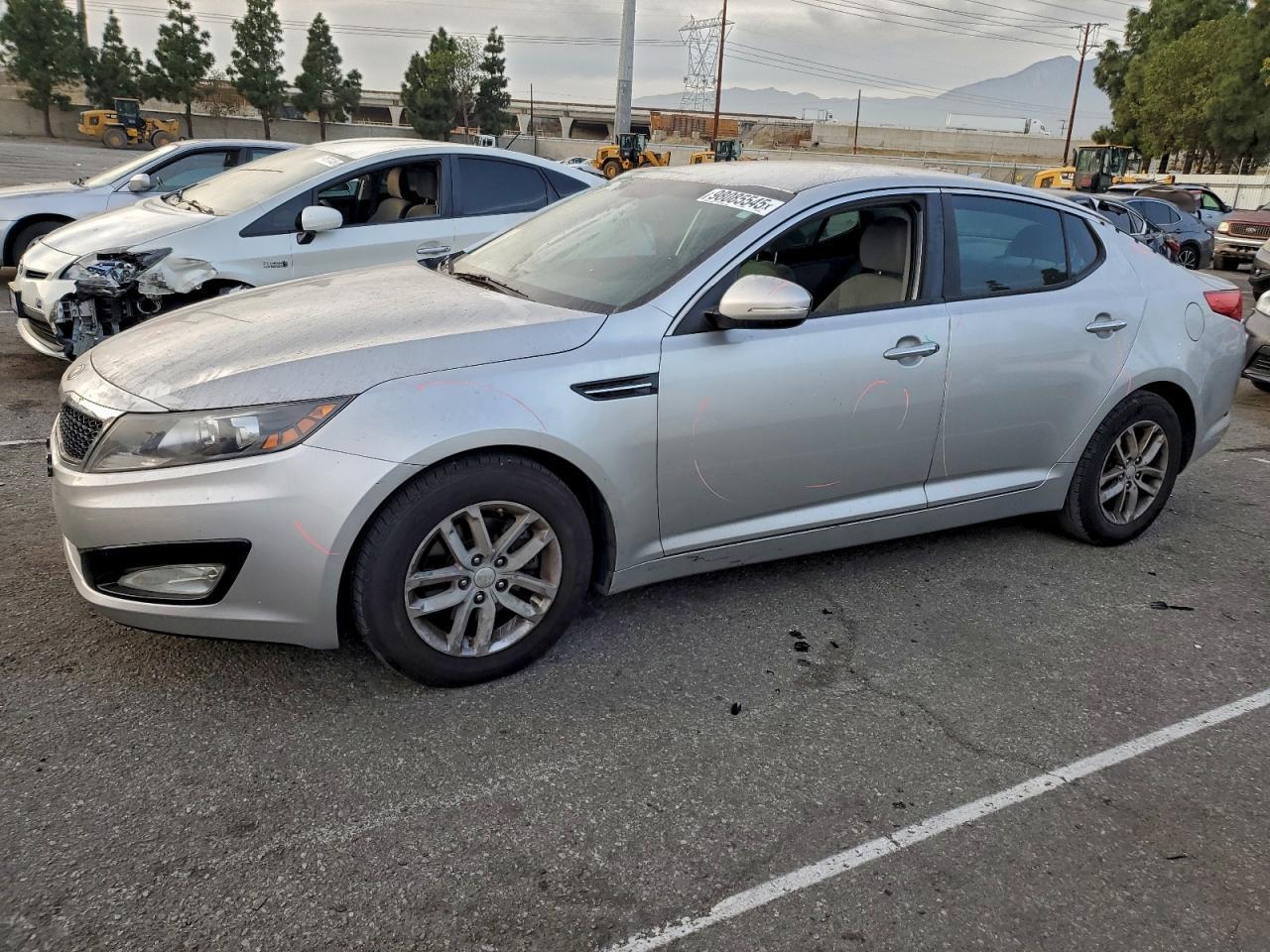 2013 KIA Optima lx