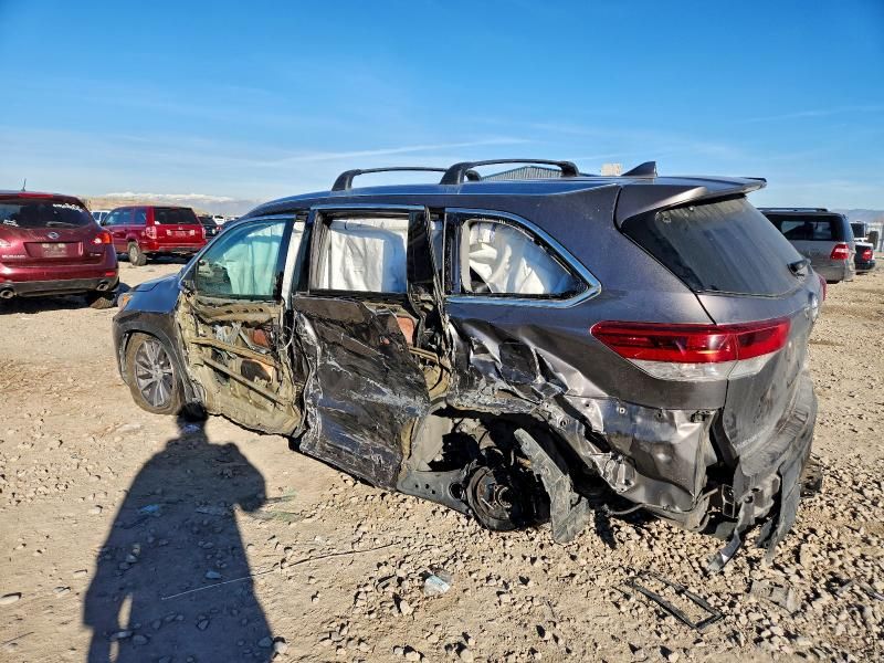 2019 Toyota Highlander se