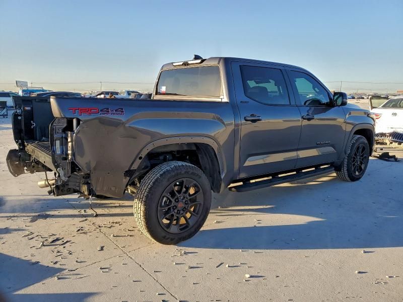 2025 Toyota Tundra Crewmax Limited