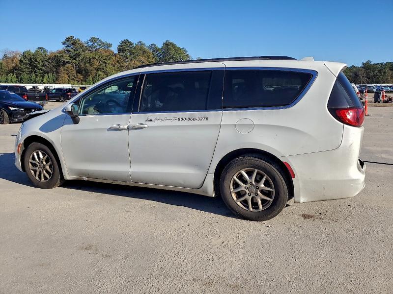 2020 Chrysler Voyager lxi