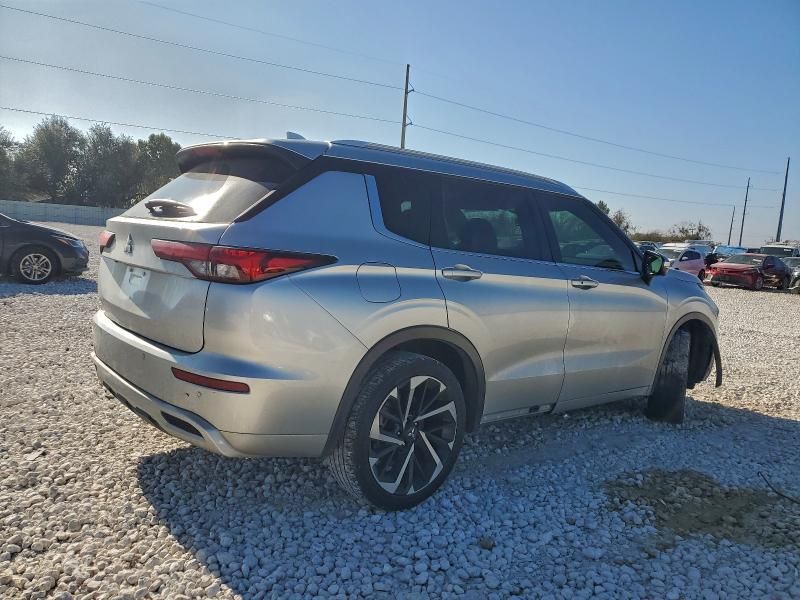 2022 Mitsubishi Outlander sel