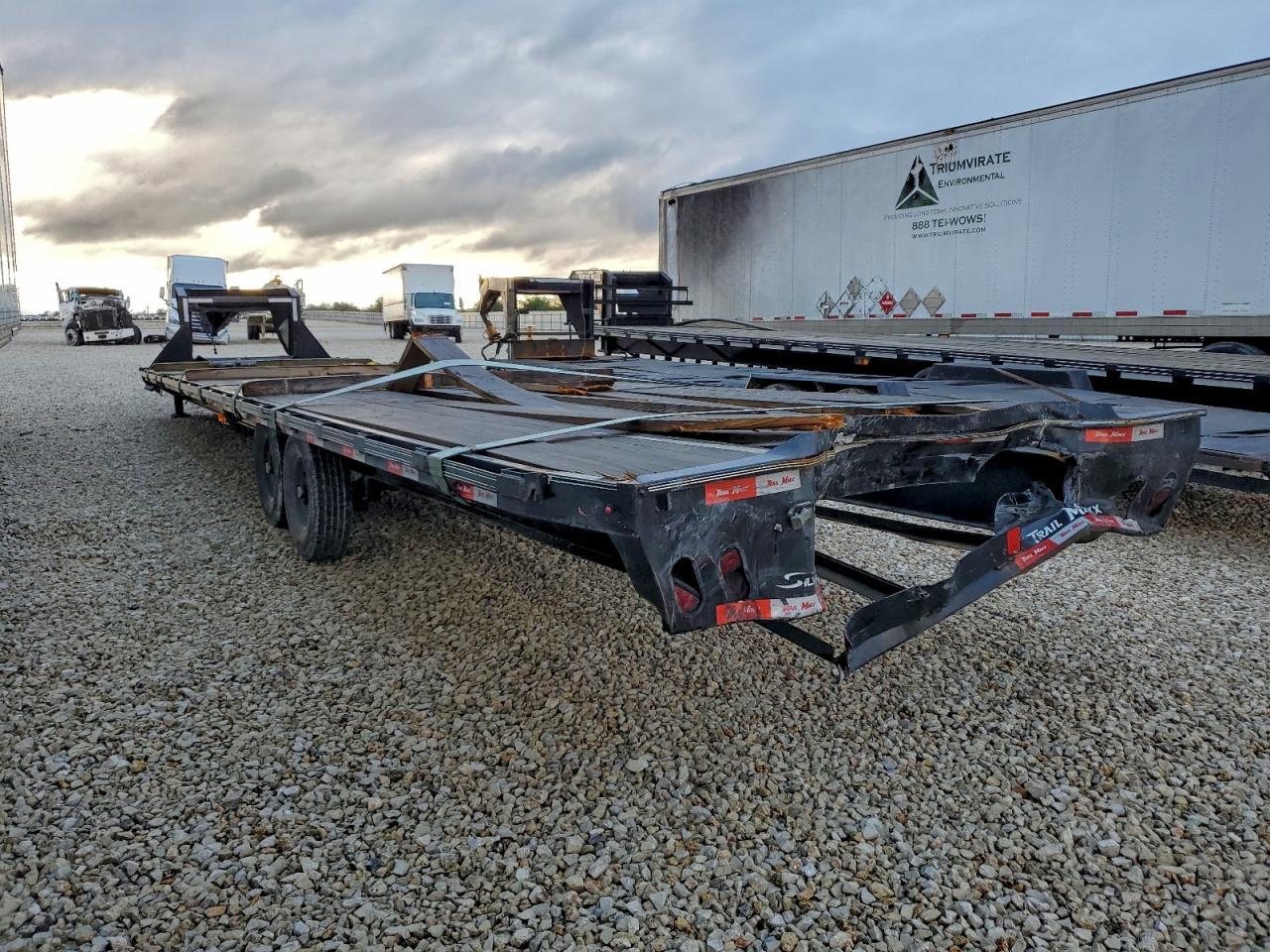 2025 Trail Maxx Gooseneck