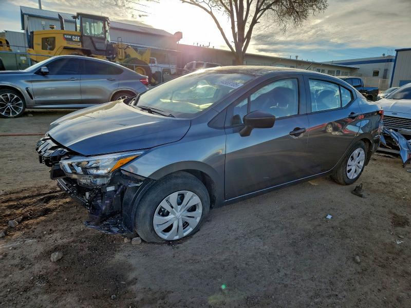 2025 Nissan Versa s