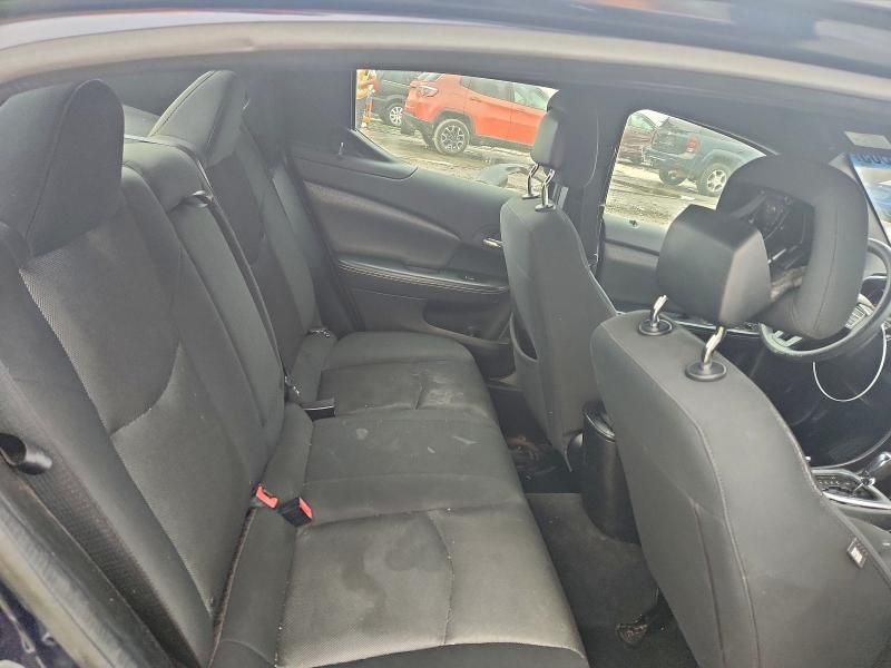 2014 Dodge Avenger se