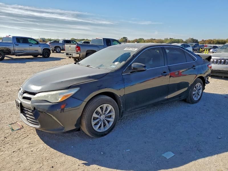 2017 Toyota Camry le