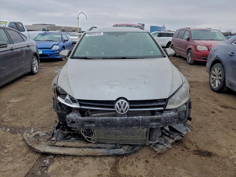 2017 Volkswagen Golf Sportwagen s