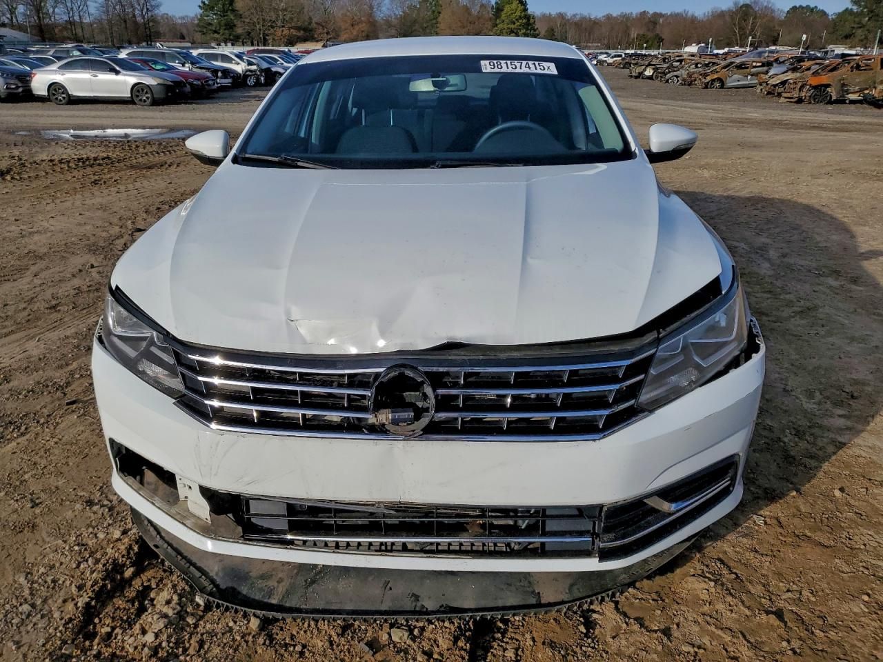 2018 Volkswagen Passat s