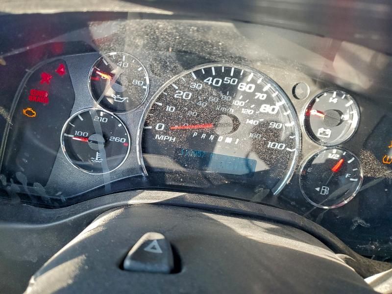 2017 GMC Savana G2500 Delivery van