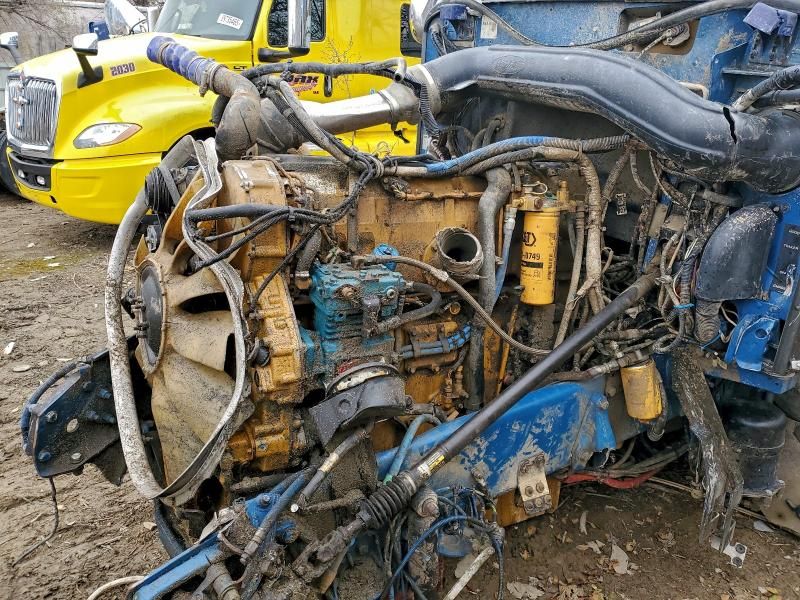 2011 Peterbilt 389 Semi Truck