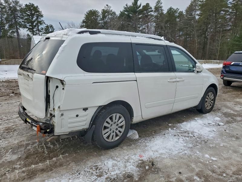 2014 KIA Sedona lx
