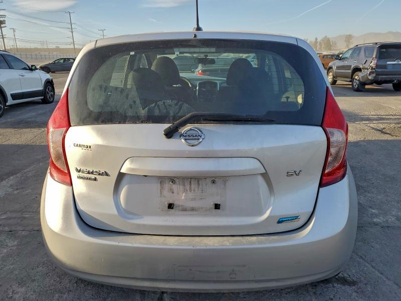 2016 Niss Versa Note sv