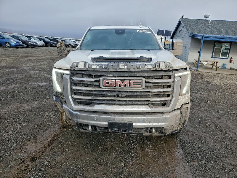 2025 GMC Sierra K2500 slt