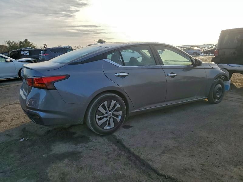 2024 Nissan Altima s