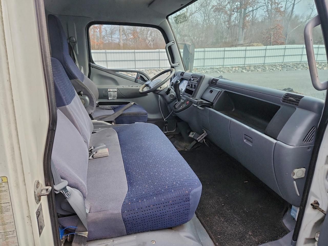 2007 Mitsubishi Fuso Truck OF America INC FE 84D