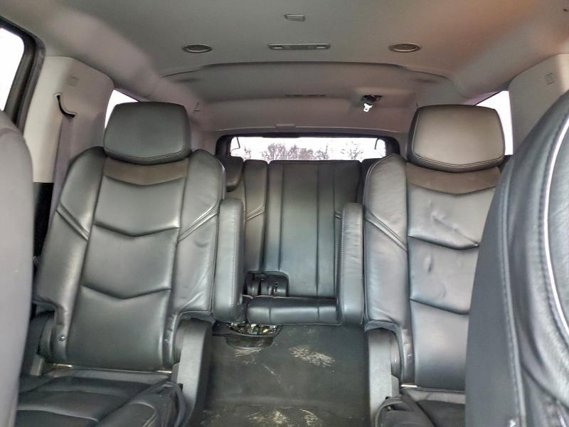 2017 Cadillac Escalade esv