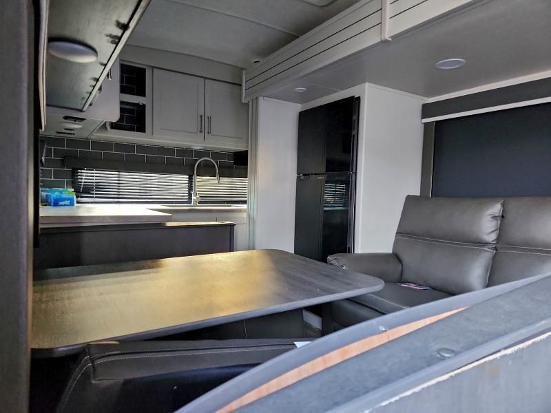 2025 Keystone Cougar-slide-in Camper