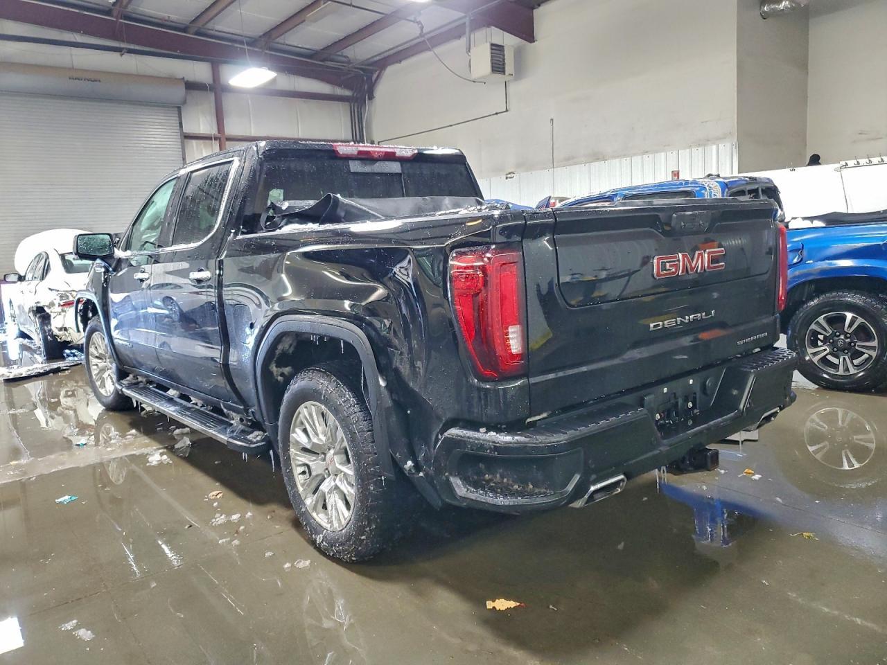 2025 GMC Sierra K1500 Denali