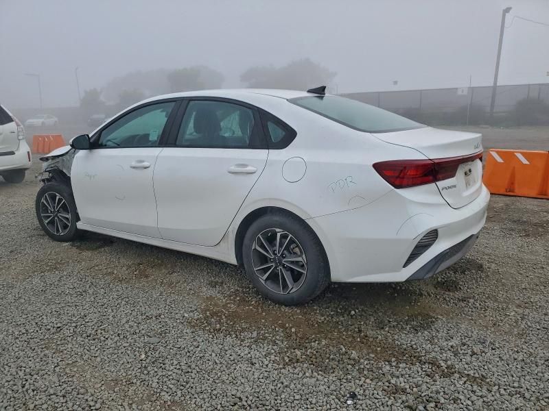 2023 KIA Forte lx
