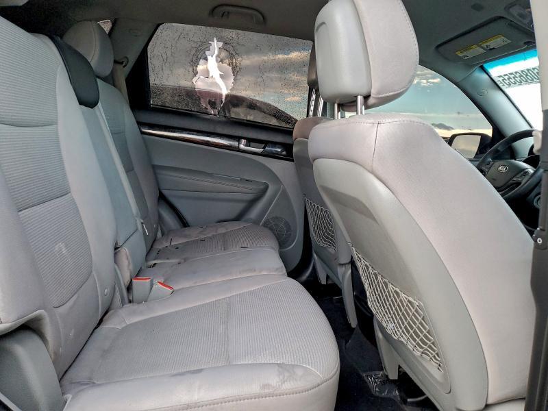 2014 KIA Sorento lx