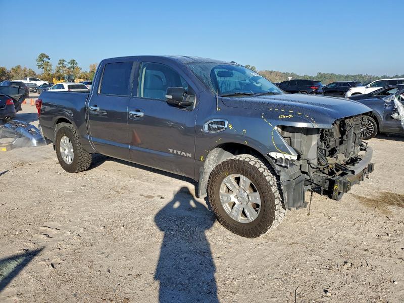 2017 Nissan Titan s