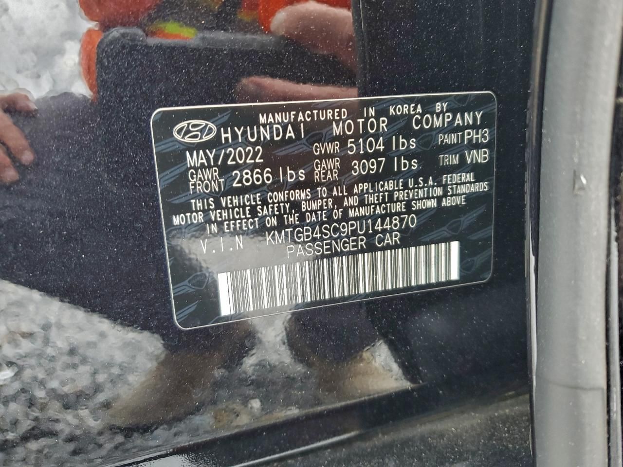 2023 Genesis G80 Base