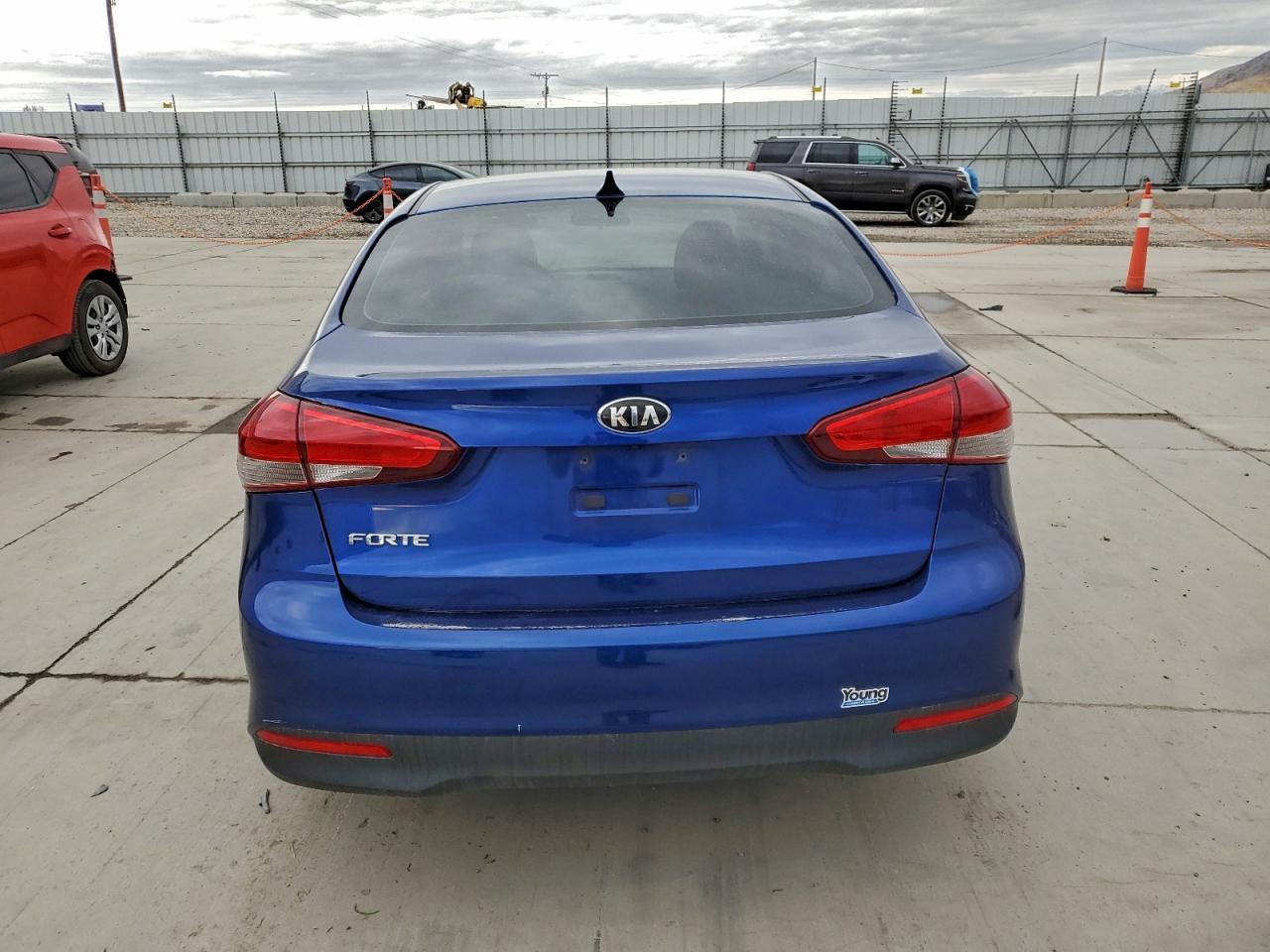 2017 KIA Forte lx