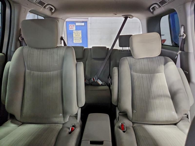 2014 Nissan Quest s