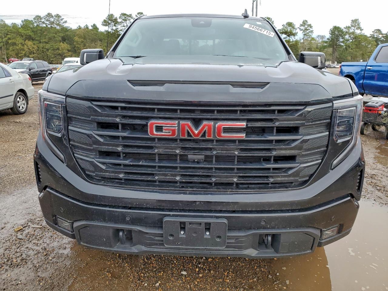 2025 GMC Sierra K1500 Elevation