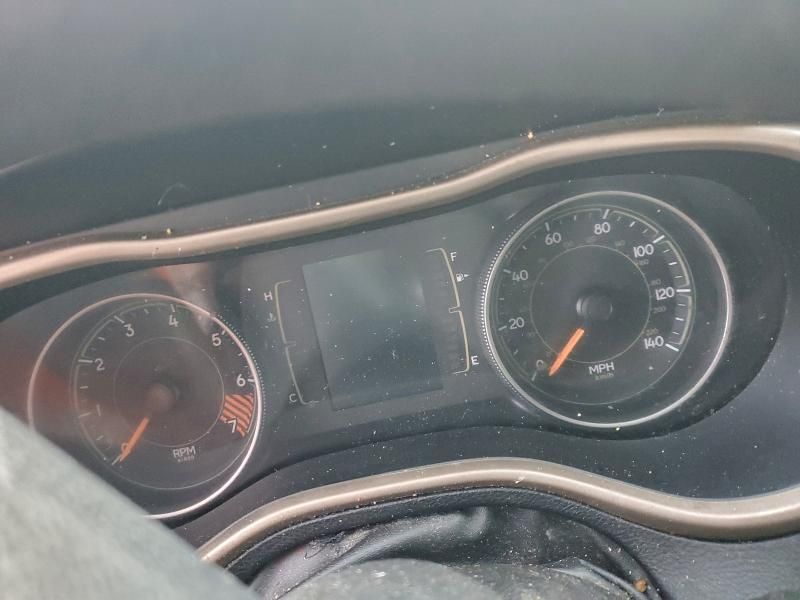 2015 Jeep Cherokee Sport