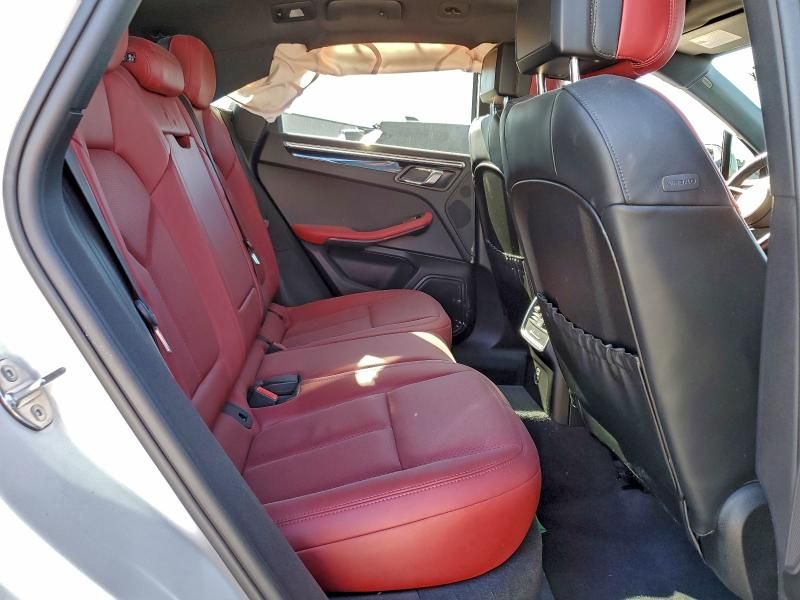 2023 Porsche Macan s