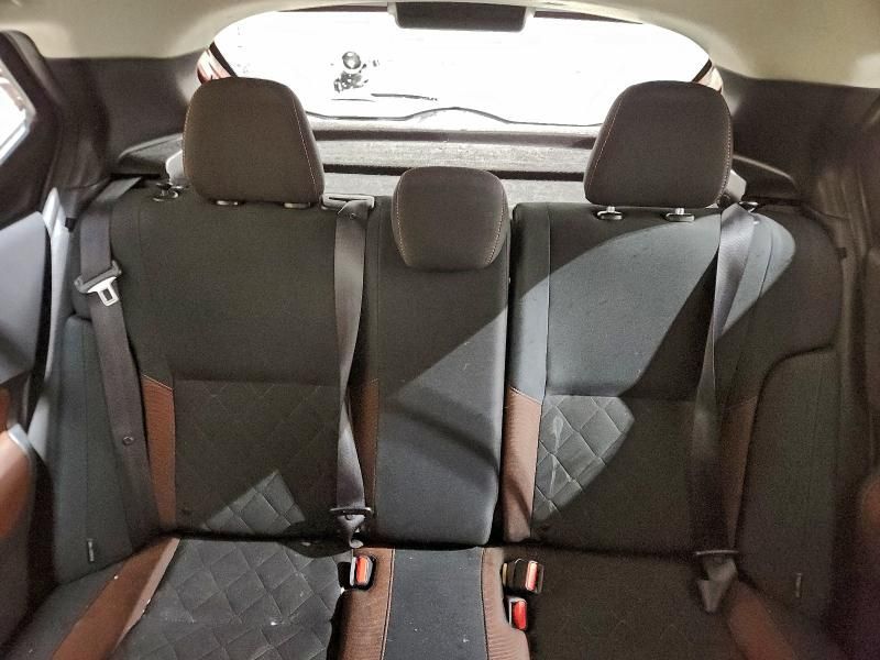 2020 Nissan Kicks sr