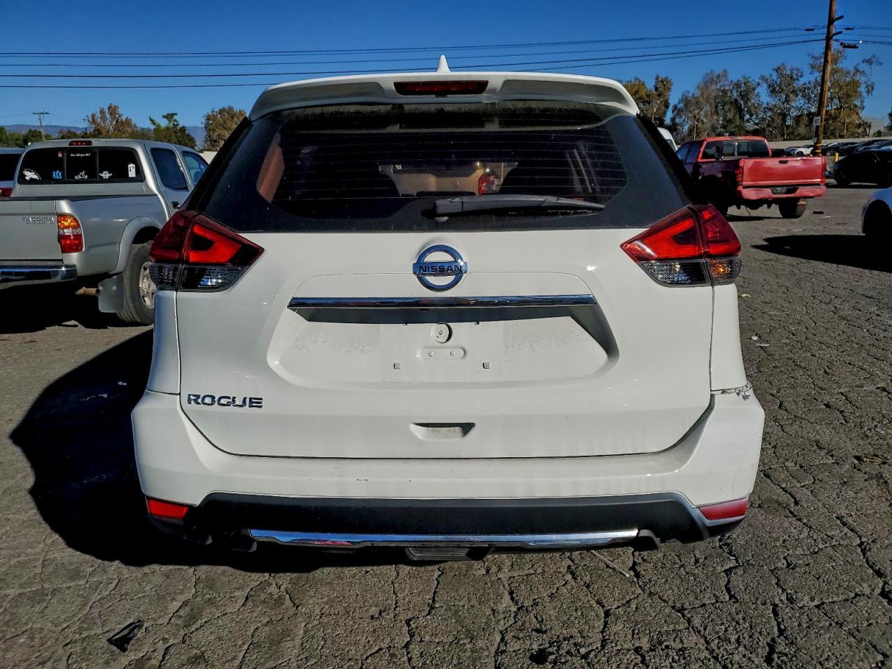 2017 Nissan Rogue s