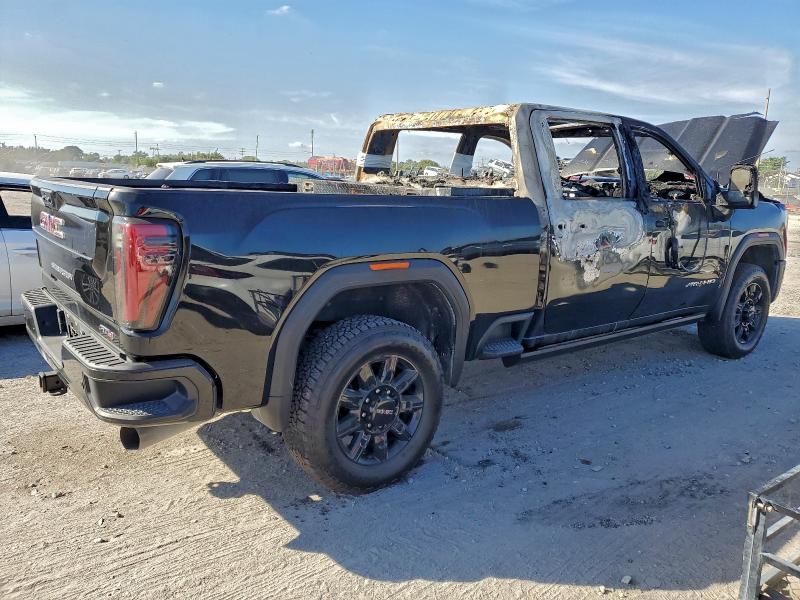 2025 GMC Sierra K2500 AT4