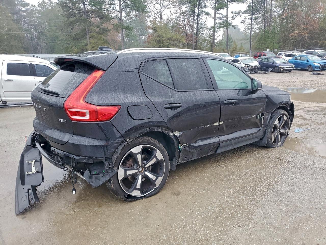 2019 Volvo Xc40 T5 Momentum