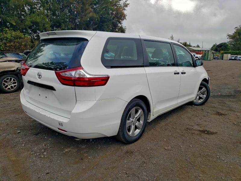 2017 Toyota Sienna