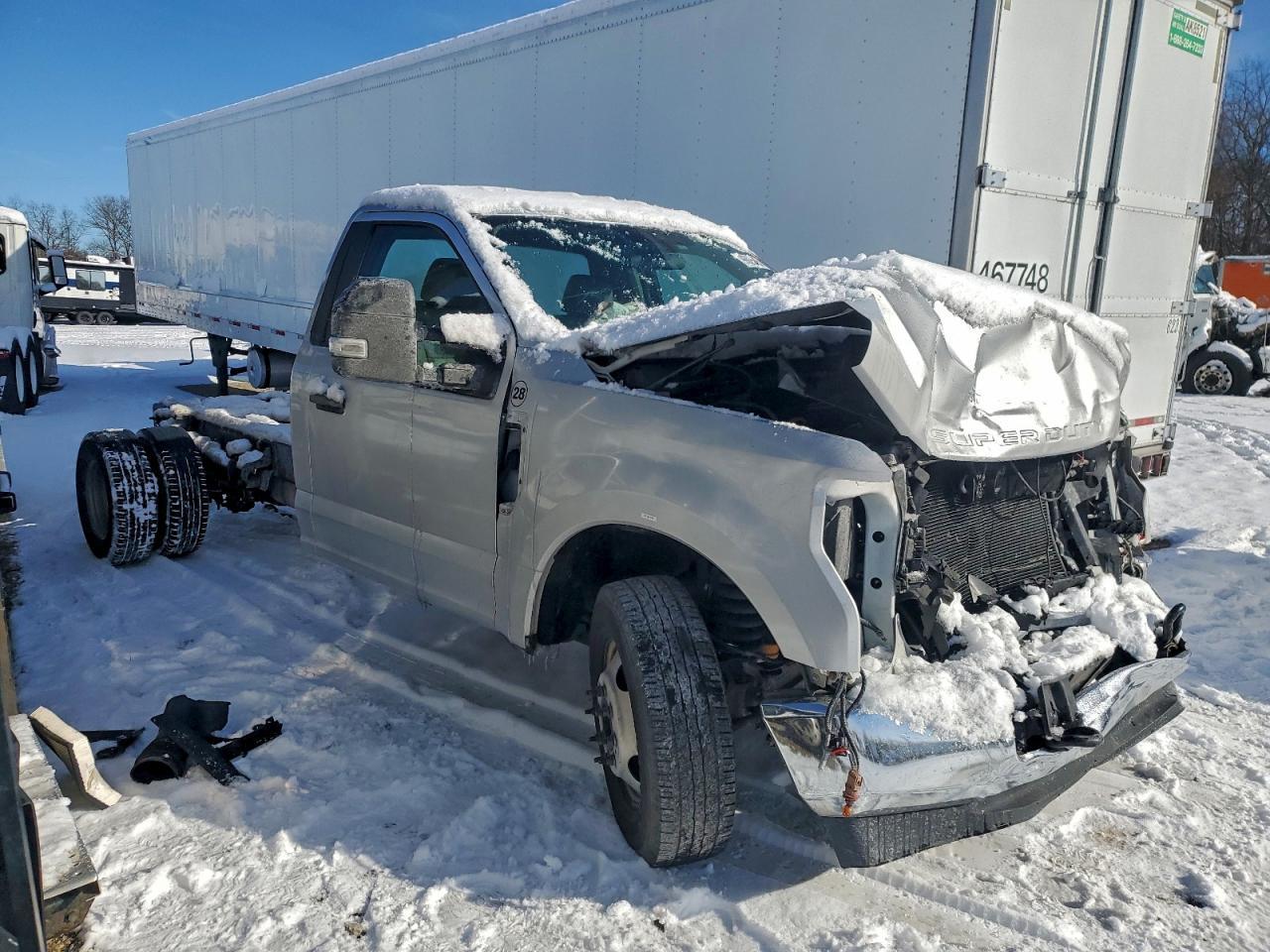 2020 Ford F350 Super Duty Truck Cab AND Chassis