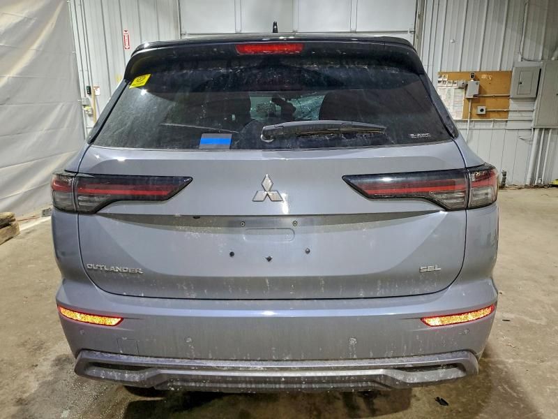 2025 Mitsubishi Outlander sel