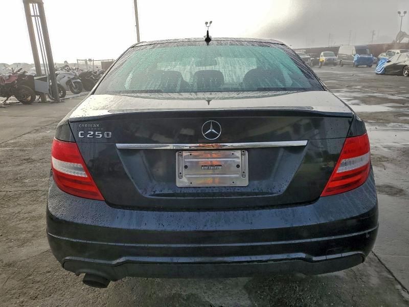2014 Mercedes-Benz C 250